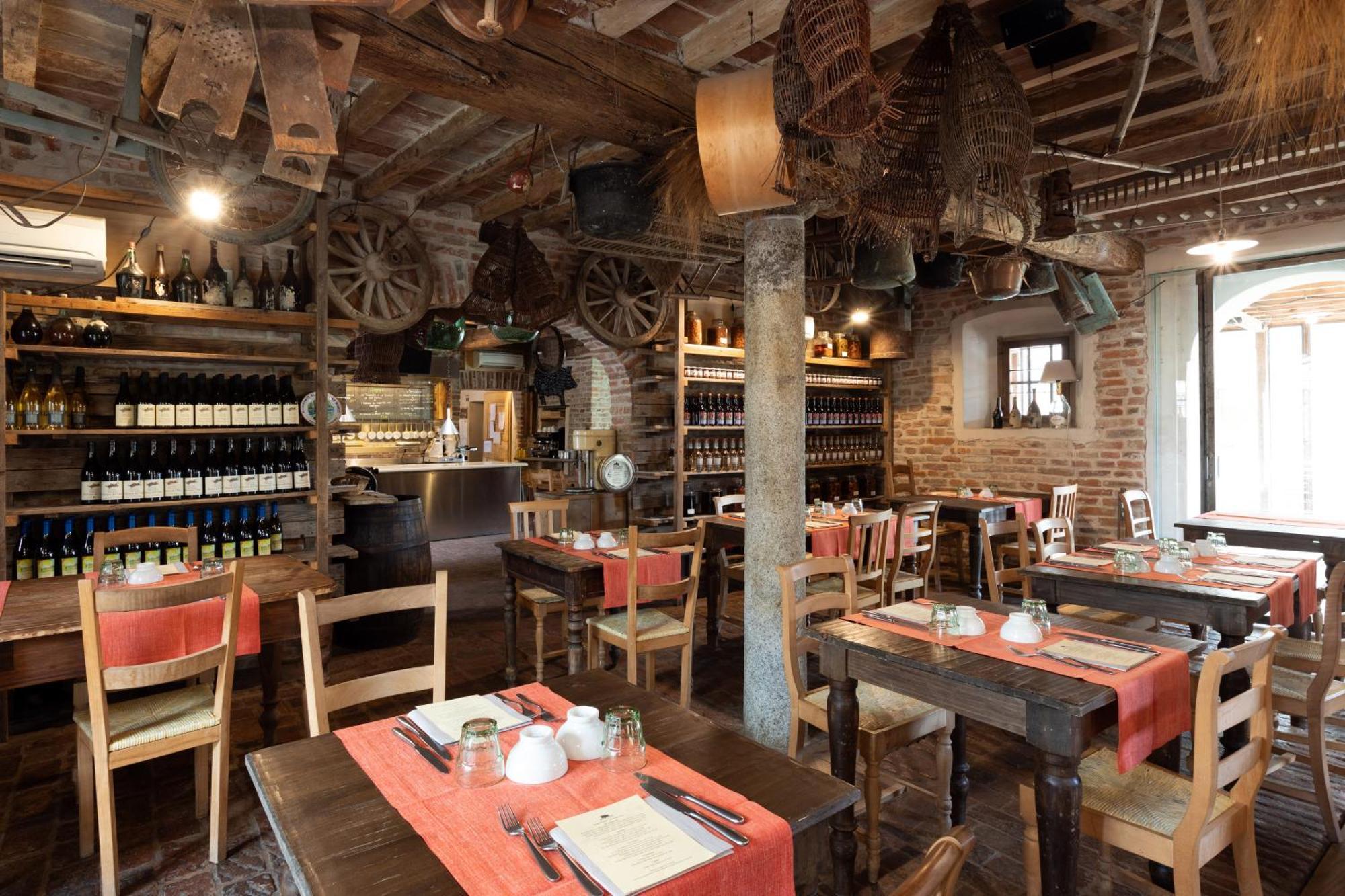 Antica Corte Pallavicina Relais Country house *