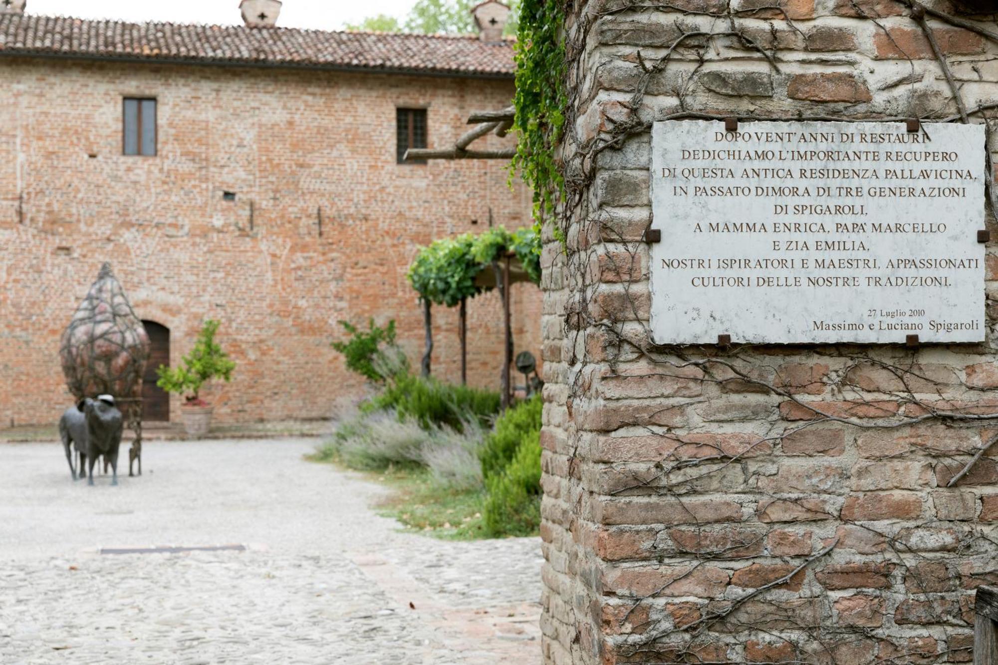 Antica Corte Pallavicina Relais Country house
