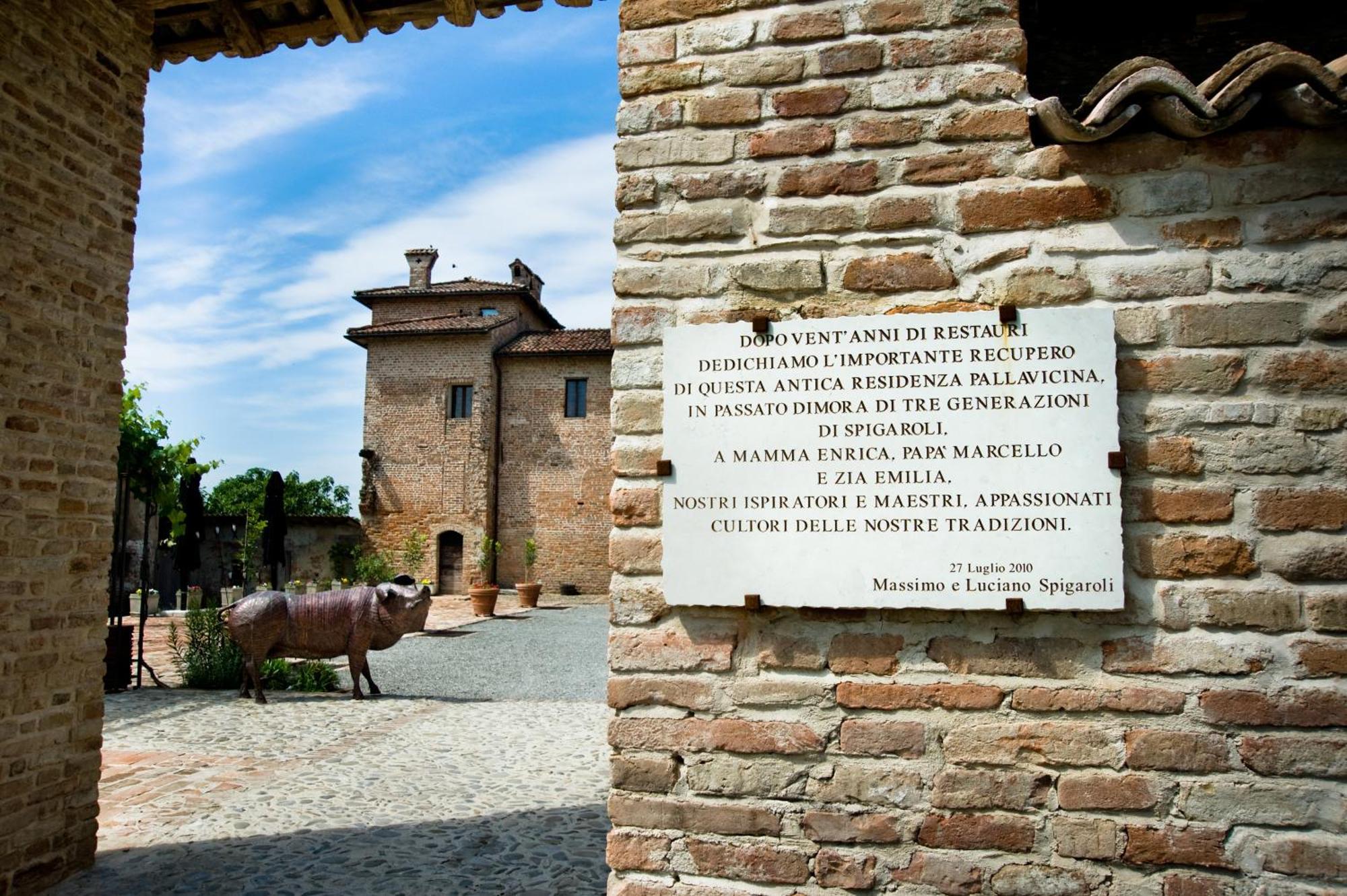 Antica Corte Pallavicina Relais Country house